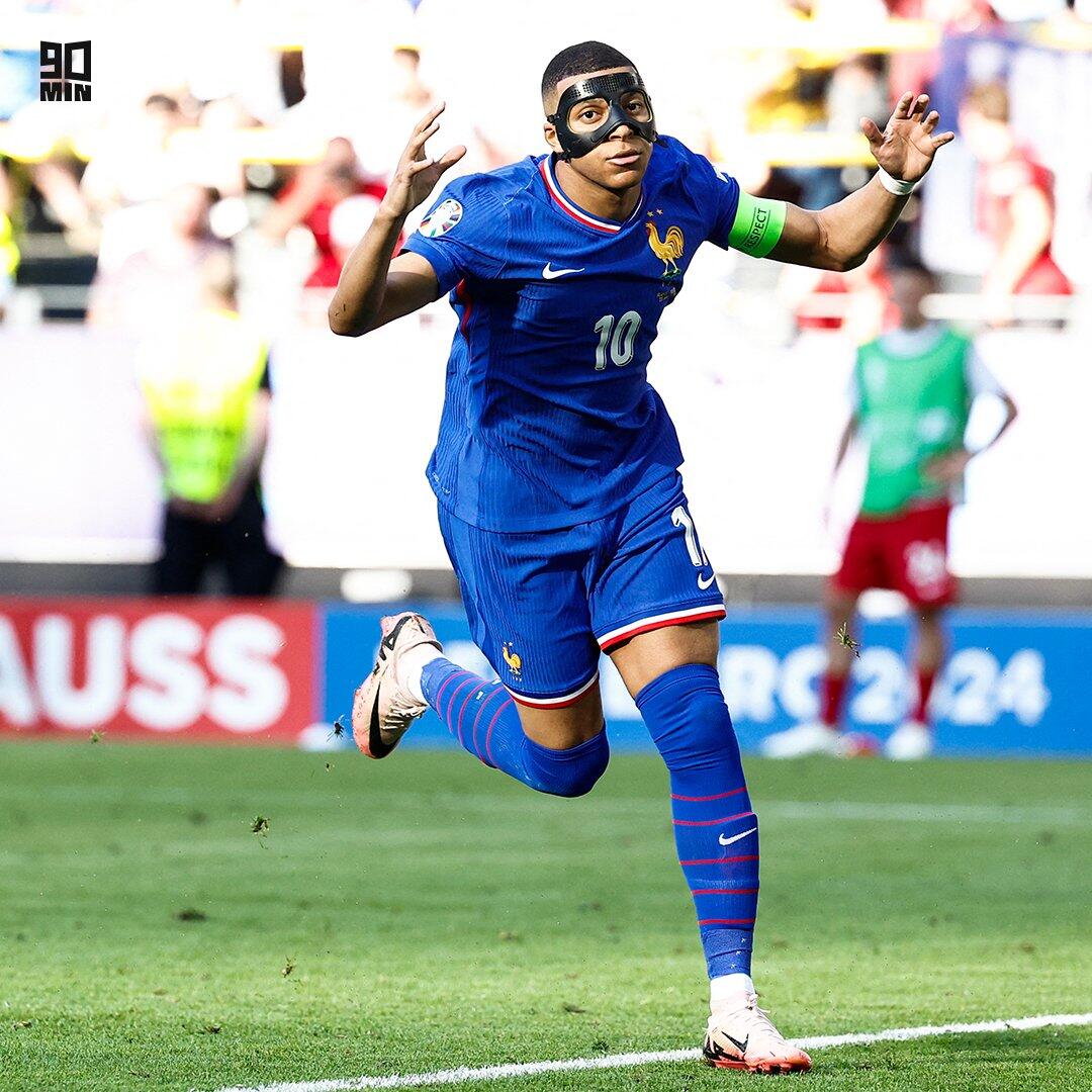 的足球专列 的足球专列