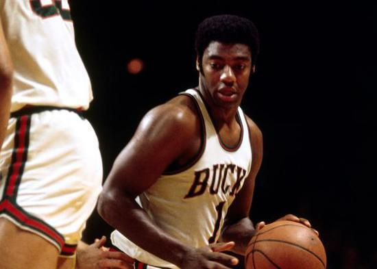 据球队内部 据球队内部